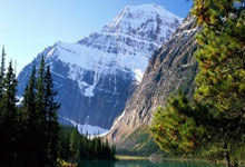 终于进了，加纳乔结束了24场进球荒，上次进球是去年11月.